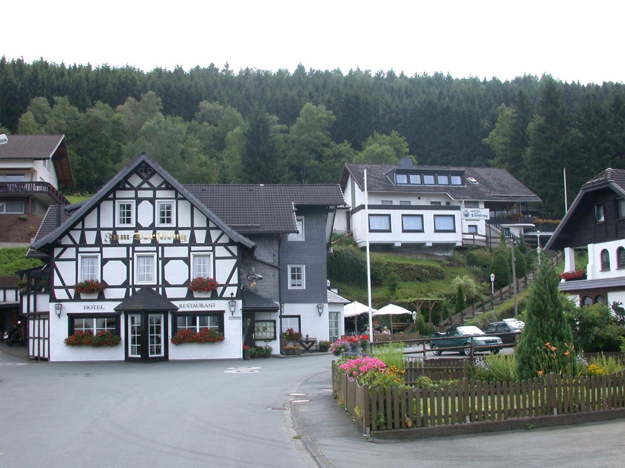 Hotel-Restaurant Zum Dorfkrug Winterberg Exterior foto