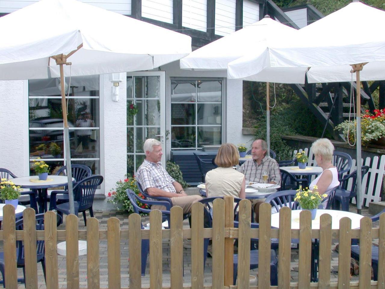 Hotel-Restaurant Zum Dorfkrug Winterberg Exterior foto